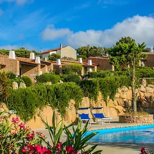Vakantiehuis Rena Village, Rena Majore
